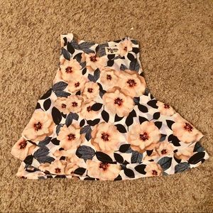 🌸 NWOT SHOW ME YOUR MUMU FLORAL CROP TANK